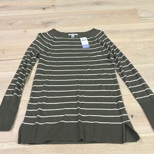 Motherhood maternity nursing sweater NWT size small